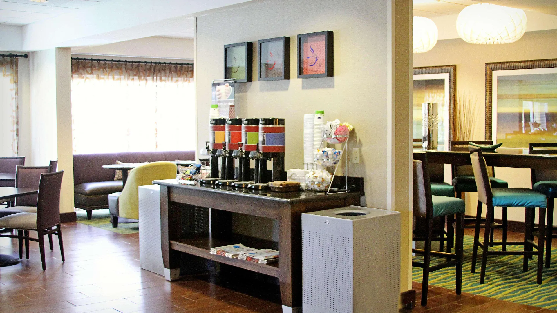 Hampton Inn Tampa-Rocky Point Hotel